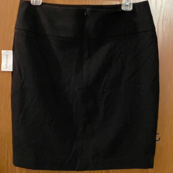 Dress Barn NWT Black Skirt - Picture 2 of 2